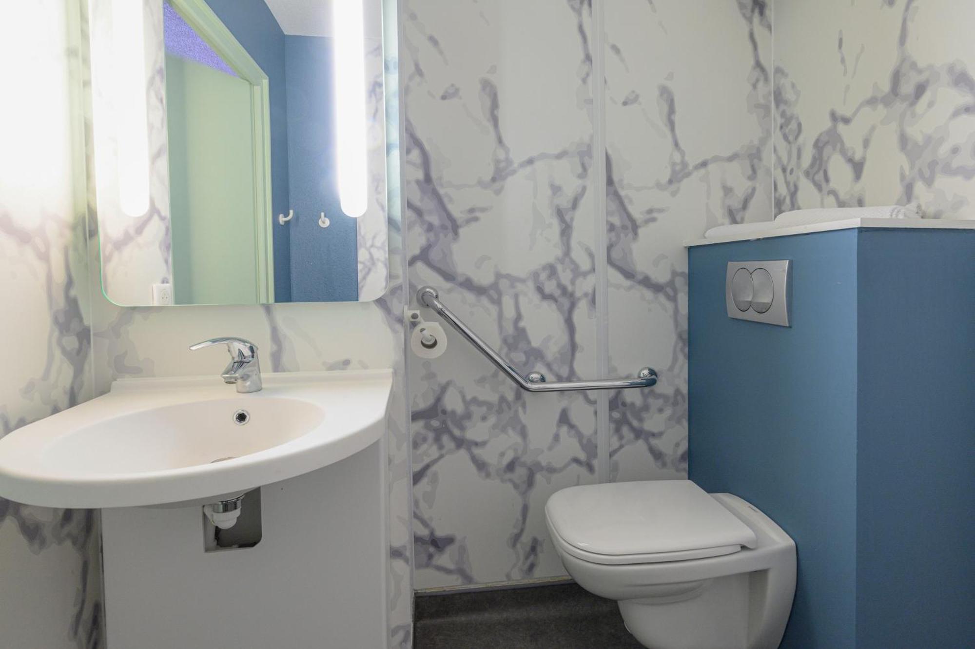 Ibis Budget Saint-etienne Stade 2*